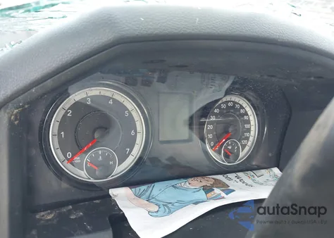 2019 Ram 1500 Classic Slt 4X4 5'7 Box from USA, damaged, VIN 3C6RR7LT7KG617851